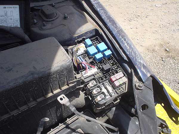  Hyundai ACCENT 2010    EN DESARME