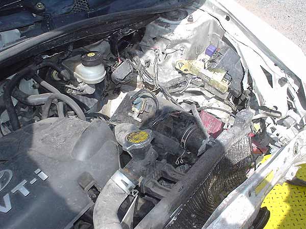  Toyota YARIS 2001    EN DESARME