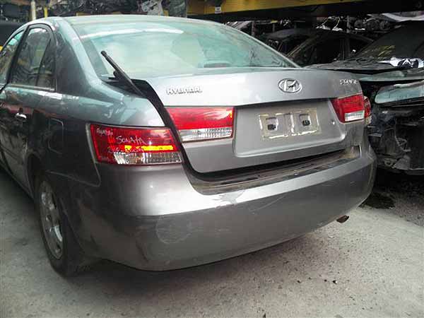  Hyundai SONATA 2006    EN DESARME