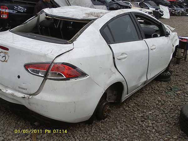  Mazda 2 2011    EN DESARME