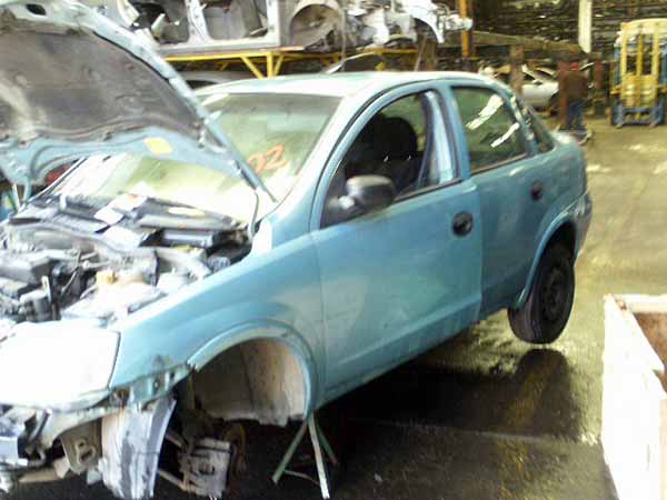  Chevrolet CORSA 2003    EN DESARME
