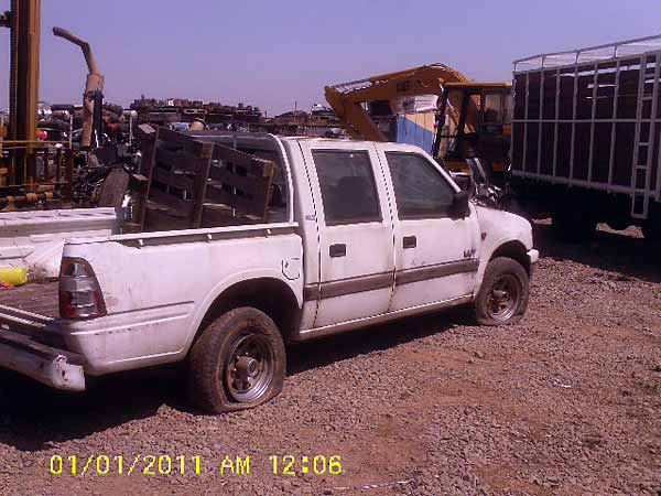  Chevrolet LUV 1999    EN DESARME