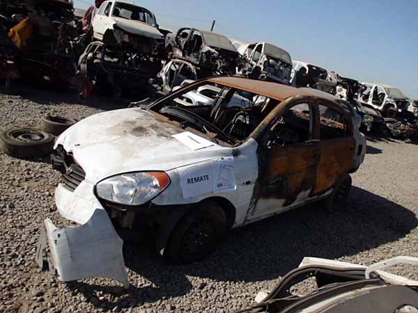  Hyundai ACCENT 2011    EN DESARME