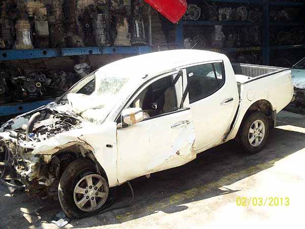  Mitsubishi L200 2011    EN DESARME