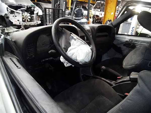 PORTALóN Ssangyong KORANDO 2006  USADO  EN DESARME