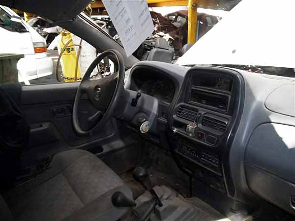  Nissan TERRANO 2005    EN DESARME