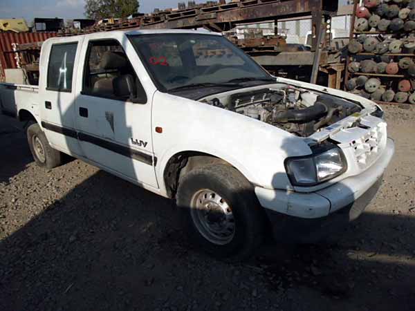  Chevrolet LUV 2001    EN DESARME