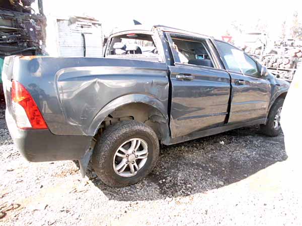  Ssangyong ACTYON 2011    EN DESARME