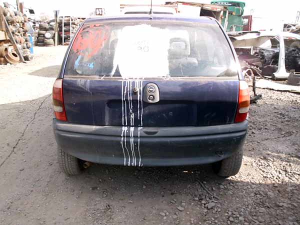 CARDáN Opel CORSA 1995  USADO  EN DESARME