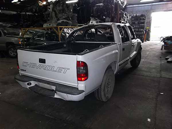  Chevrolet Apache 2002    EN DESARME