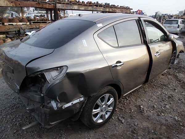  Nissan VERSA 2013    EN DESARME