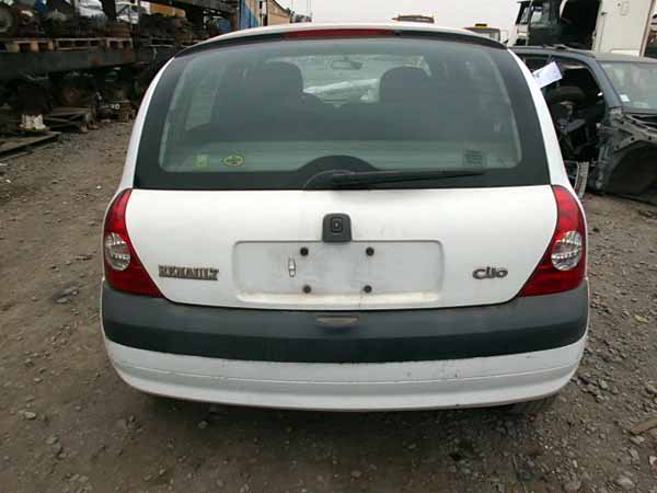  Renault CLIO 2005    EN DESARME