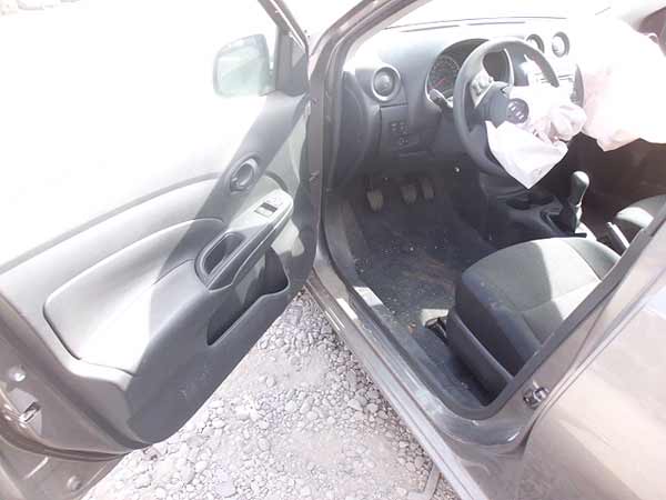  Nissan VERSA 2013    EN DESARME