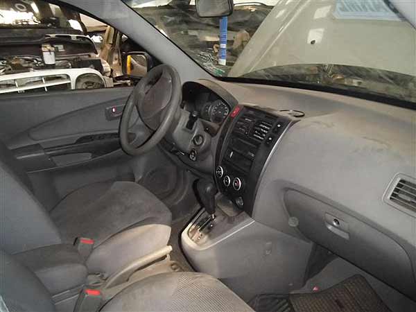 CULATA Hyundai TUCSON 2009  USADA  EN DESARME