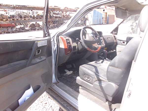 PISTONE CAMIóN Mitsubishi MONTERO 2005  USADO  EN DESARME