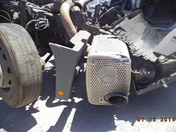 MAZA Mercedes-Benz AXOR 2012  USADO  EN DESARME