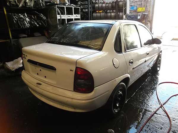  Chevrolet CORSA 2005    EN DESARME