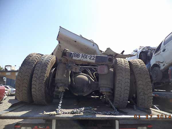 CIGUEñAL International 9200i 2008  USADO  EN DESARME