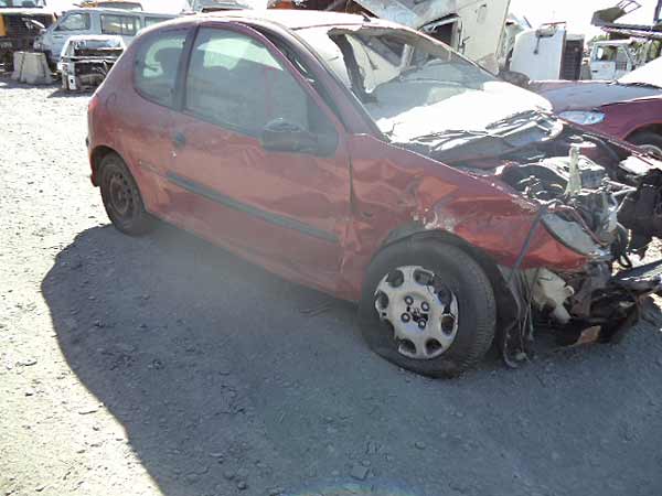  Peugeot 206 2004    EN DESARME