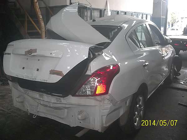  Nissan VERSA 2012    EN DESARME