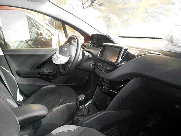 EJE Peugeot 208 2013  USADO  EN DESARME