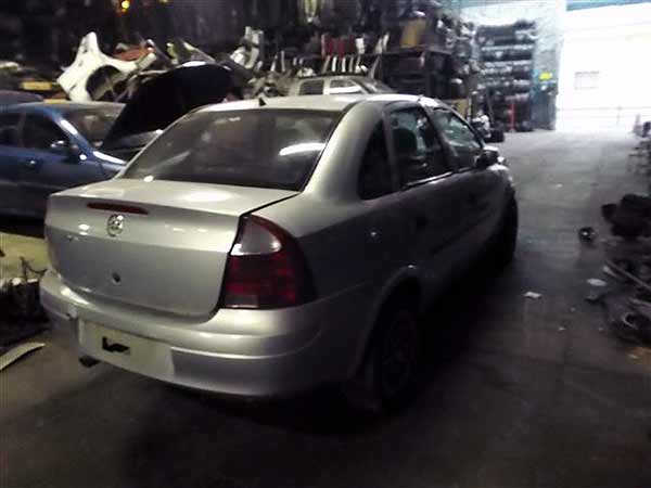  Chevrolet CORSA 2003    EN DESARME