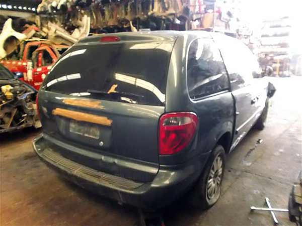 LLANTA Chrysler CARAVAN 2007  USADA  EN DESARME