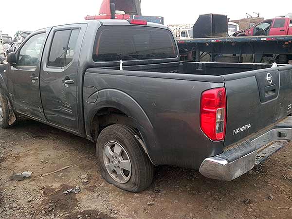  Nissan NAVARA 2009    EN DESARME