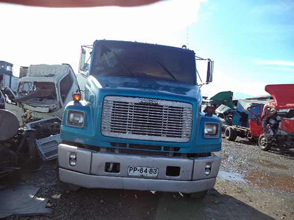 ESTANQUE ACUMULADOR DE AIRE Freightliner FL80 1997  USADO  EN DESARME