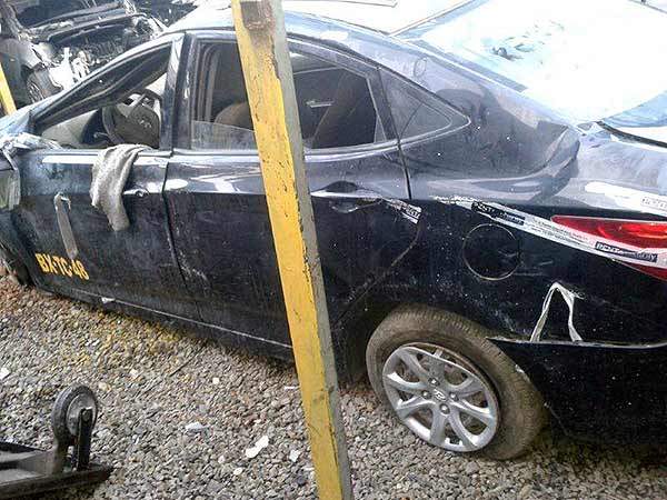  Hyundai ACCENT 2012    EN DESARME