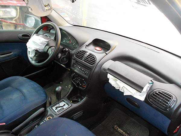  Peugeot 206 2004    EN DESARME