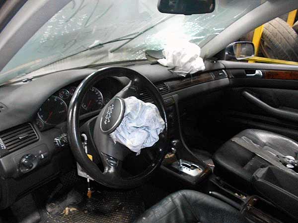HOMOCINéTICA Audi A6 2004  USADA  EN DESARME