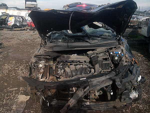  Hyundai SANTA FE 2011    EN DESARME