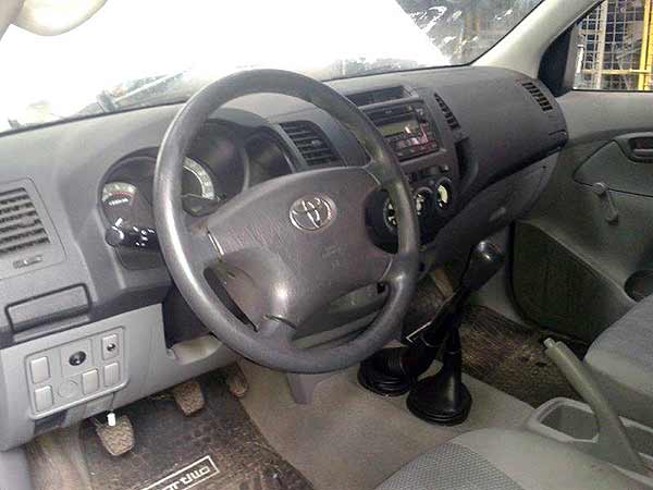  Toyota HILUX 2011    EN DESARME