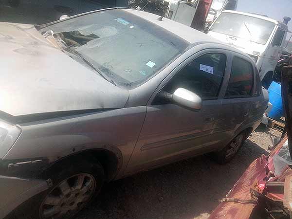  Chevrolet CORSA 2005    EN DESARME