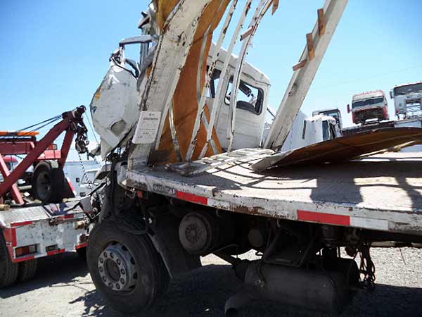  Mercedes-Benz 1520-48 2005    EN DESARME