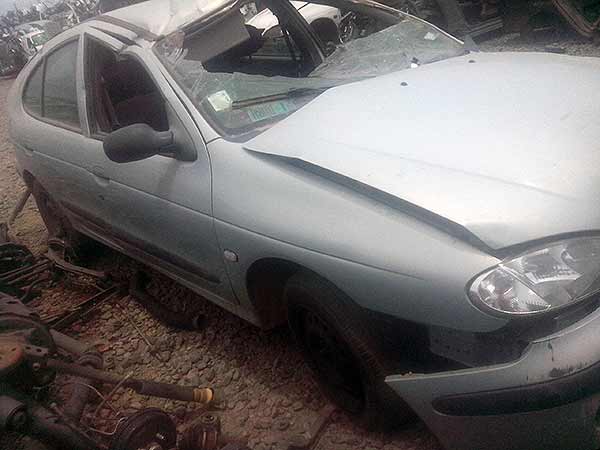  Renault MEGANE 2008    EN DESARME