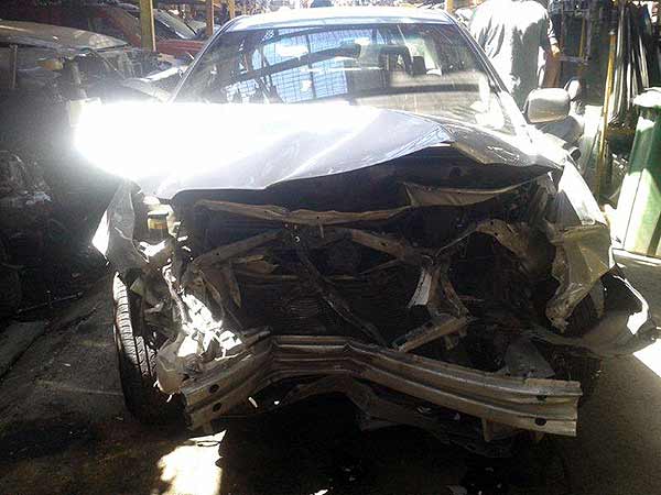  Toyota COROLLA 2005    EN DESARME