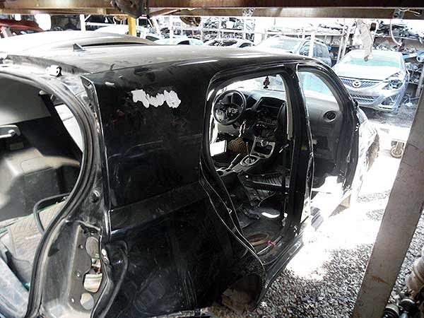  Toyota URBAN 2013    EN DESARME