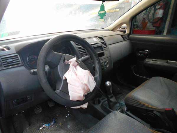 COMPRESOR AIRE ACONDICIONADO Nissan TIIDA 2012  USADO  EN DESARME