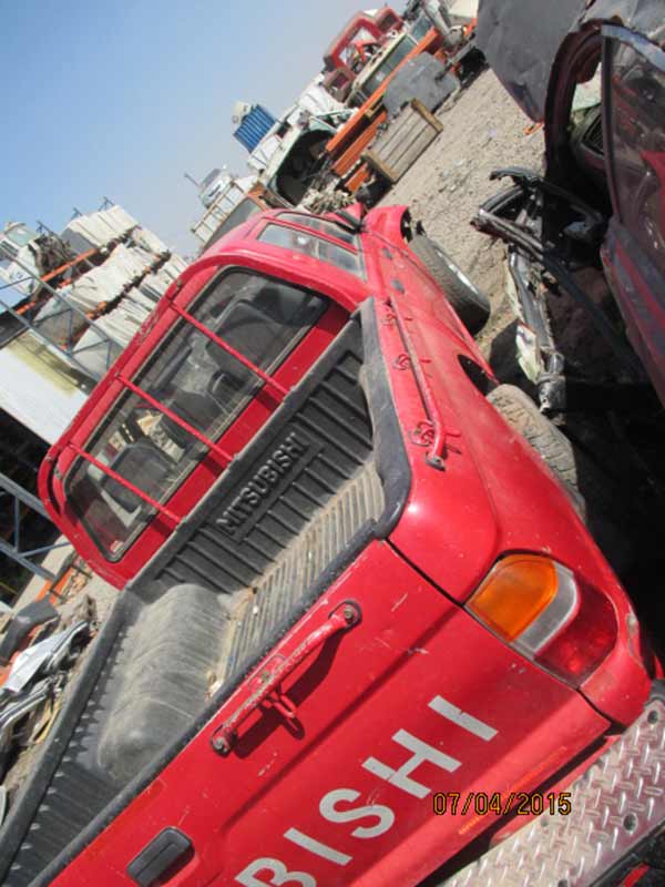  Mitsubishi L200 2001    EN DESARME