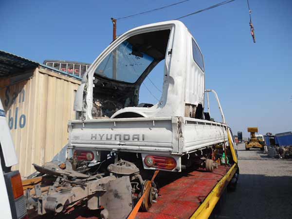 ESTANQUE DE PETROLEO Hyundai PORTER 2006  USADO  EN DESARME