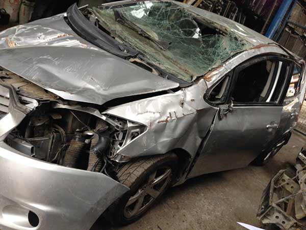  Toyota AURIS 2011    EN DESARME