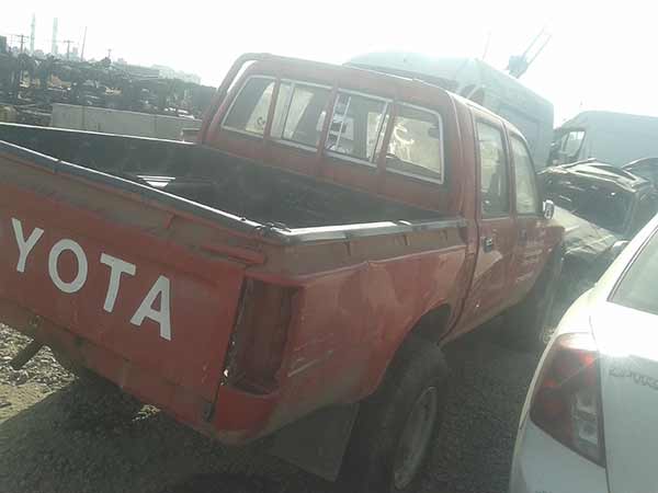  Toyota HILUX 1996    EN DESARME