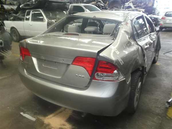 LLANTA Honda CIVIC 2008  USADA  EN DESARME