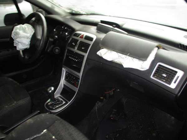  Peugeot 307 2008    EN DESARME