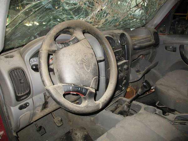 FOCO Mahindra PICK UP 2013  USADO  EN DESARME