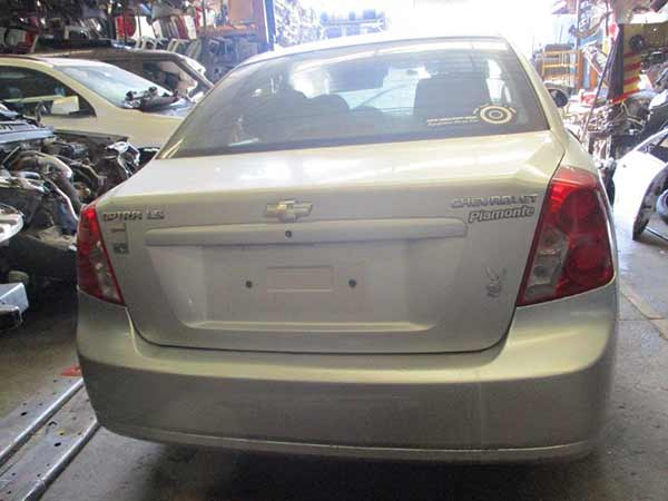  Chevrolet OPTRA 2004    EN DESARME