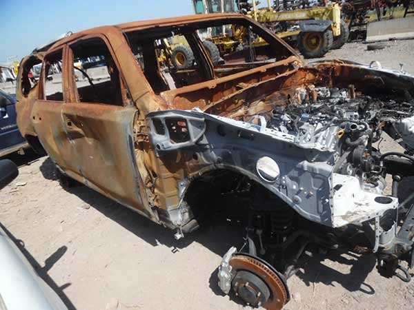  Toyota 4RUNNER 2015    EN DESARME