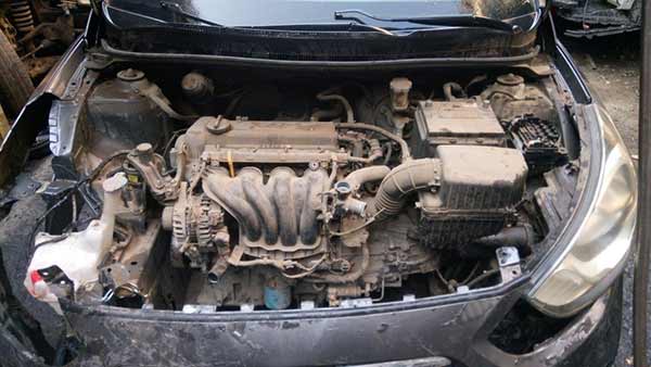  Hyundai ACCENT 2013    EN DESARME